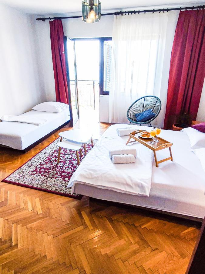 Apartmani Ankica ซริกเวนิซา ภายนอก รูปภาพ