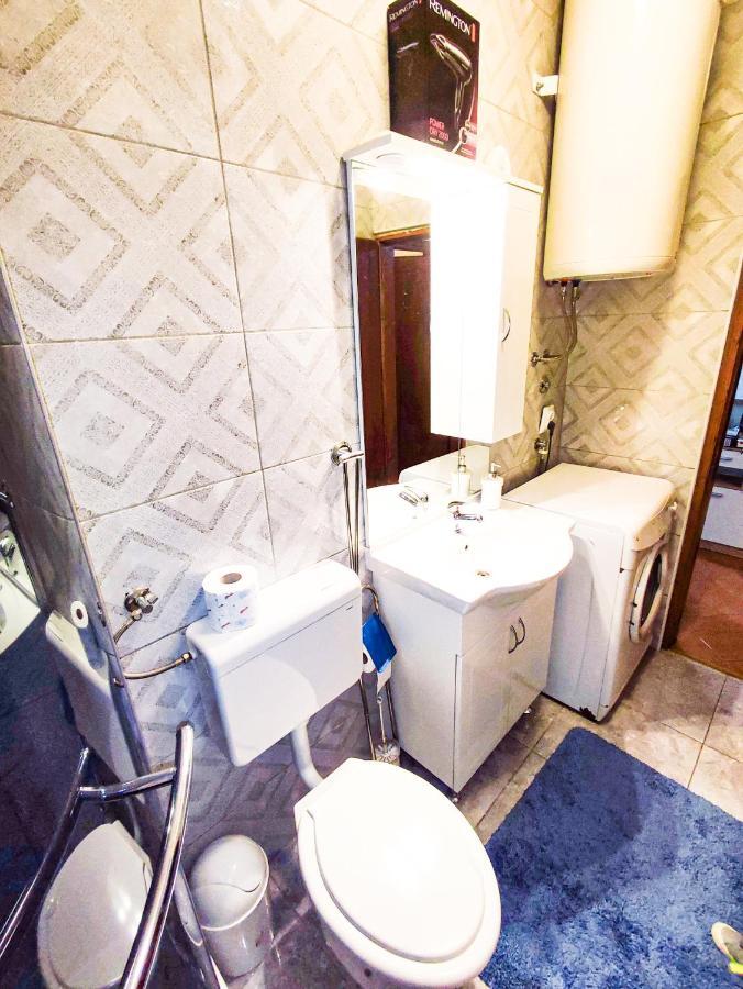 Apartmani Ankica ซริกเวนิซา ภายนอก รูปภาพ
