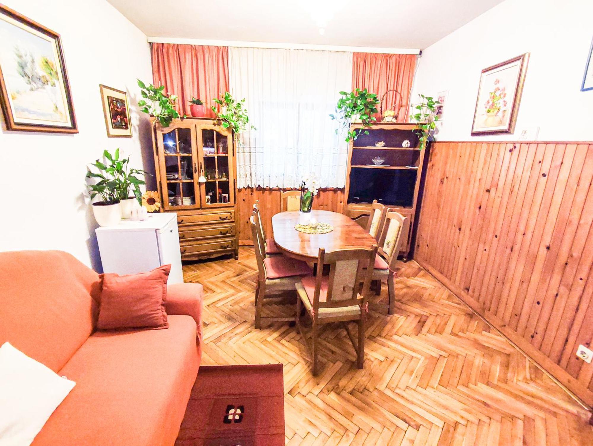 Apartmani Ankica ซริกเวนิซา ภายนอก รูปภาพ